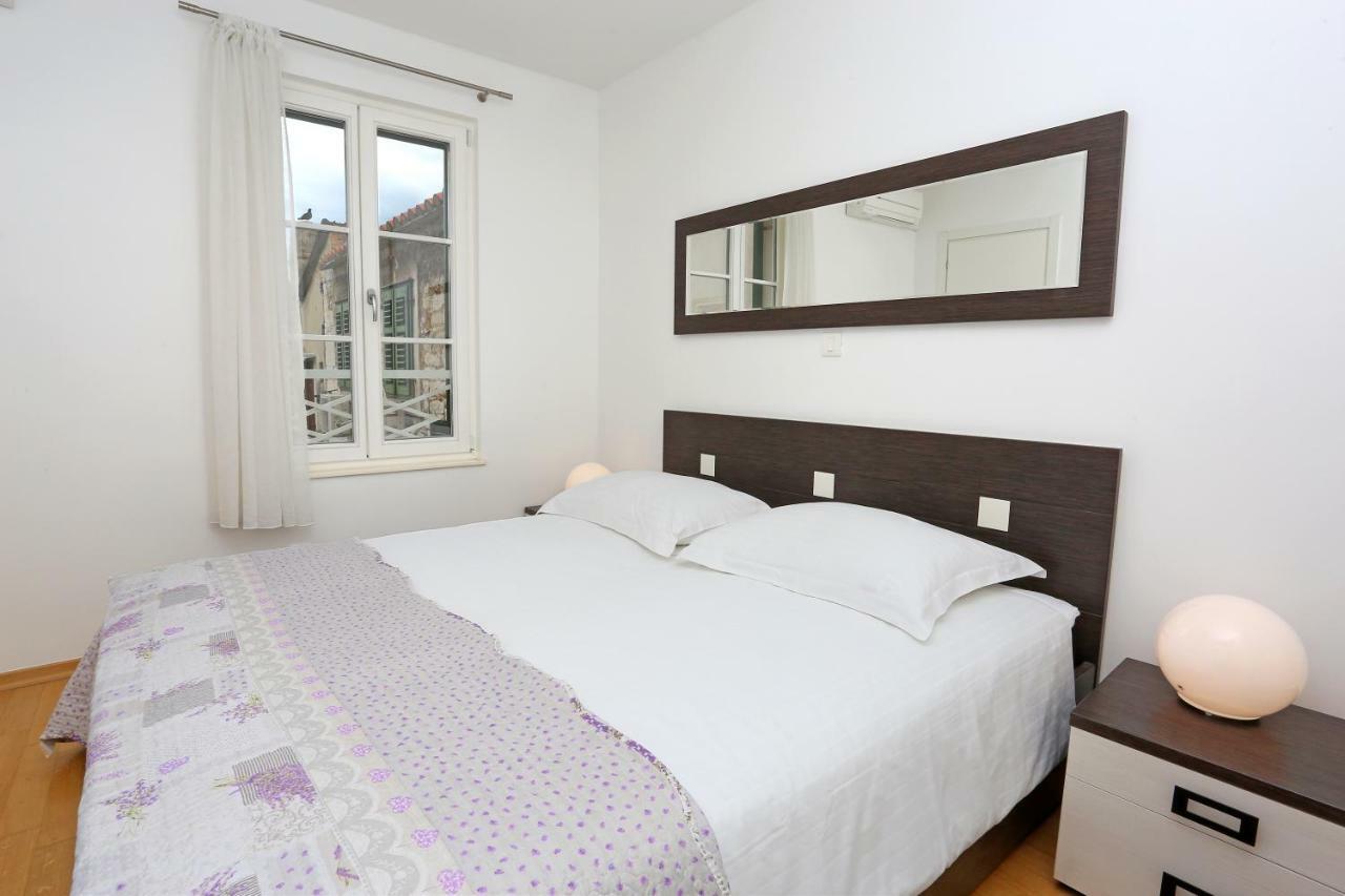 Luxury Apts Leone Split Centre Exterior photo
