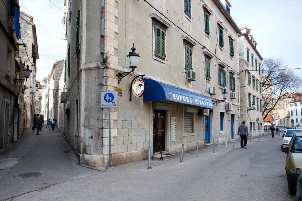 Luxury Apts Leone Split Centre Exterior photo